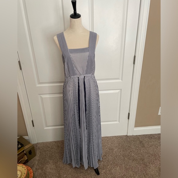 Maeve Dresses & Skirts - MAEVE Darcy Motiff striped blue and white dress size 8 No Notable Flaws